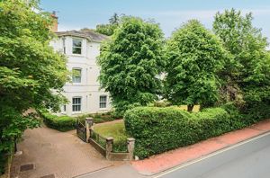 Photo 32- click for photo gallery